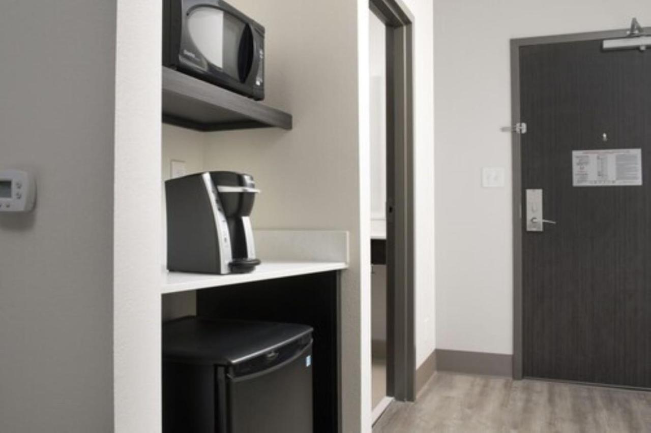 Holiday Inn Express & Suites - North Brunswick By Ihg Ngoại thất bức ảnh