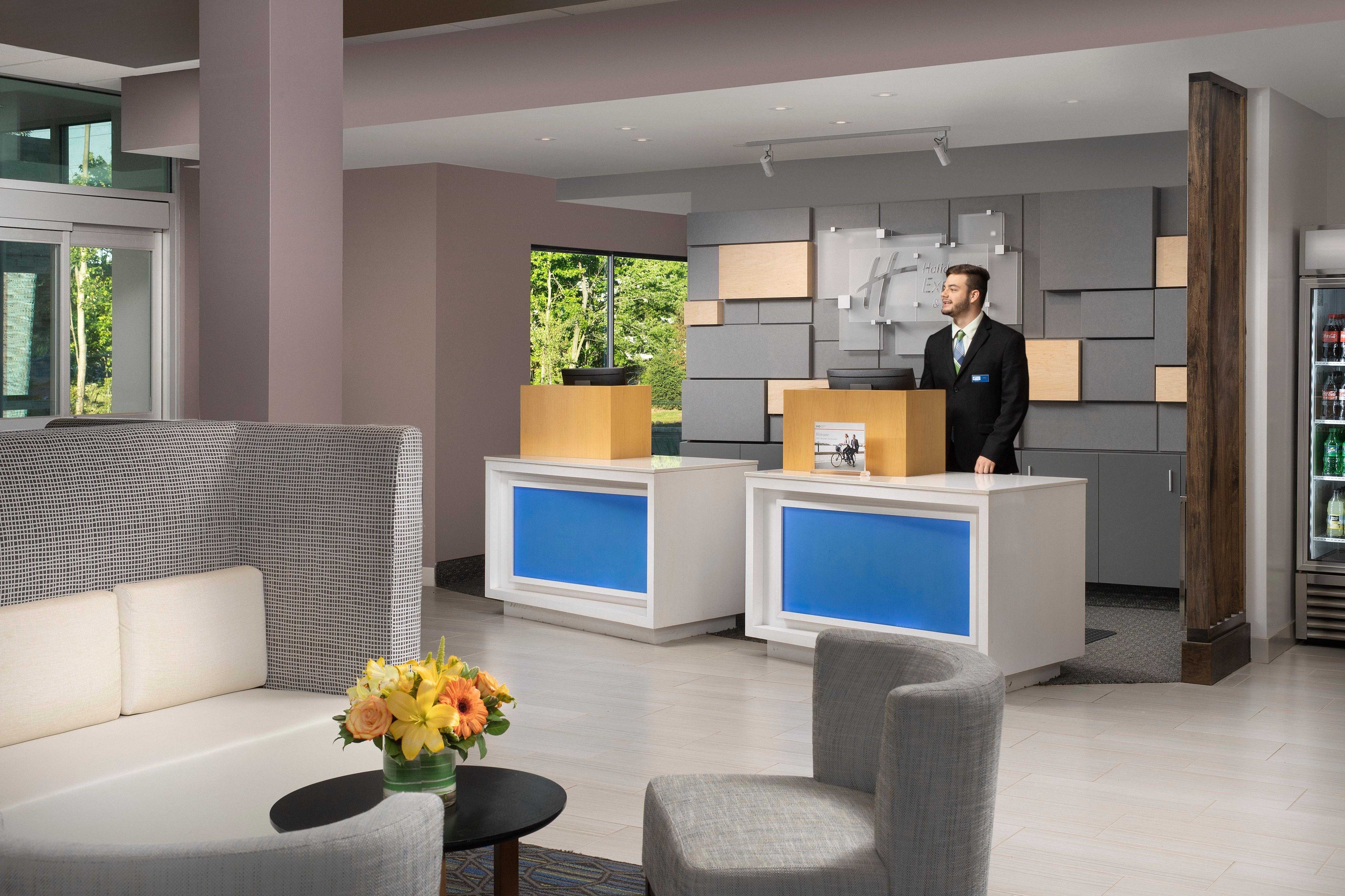 Holiday Inn Express & Suites - North Brunswick By Ihg Ngoại thất bức ảnh
